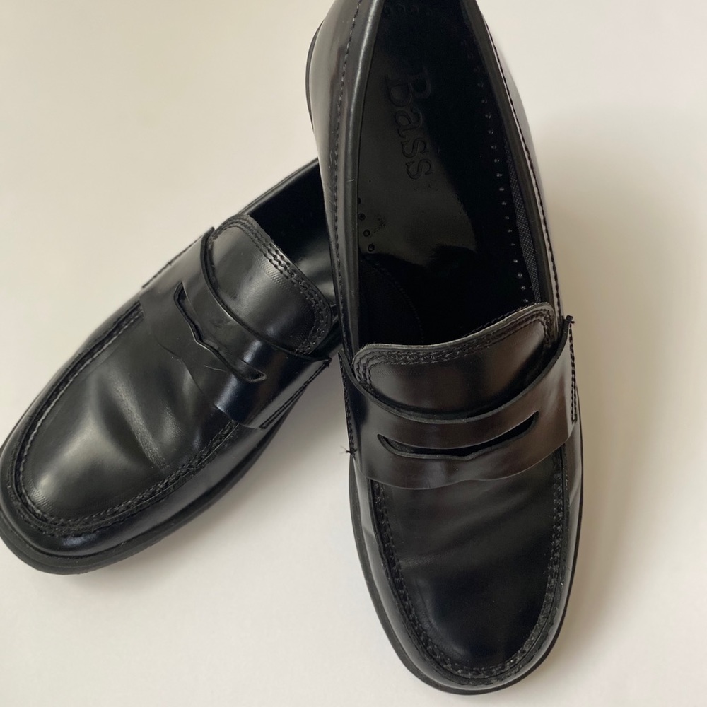Women’s Bass Black Loafers